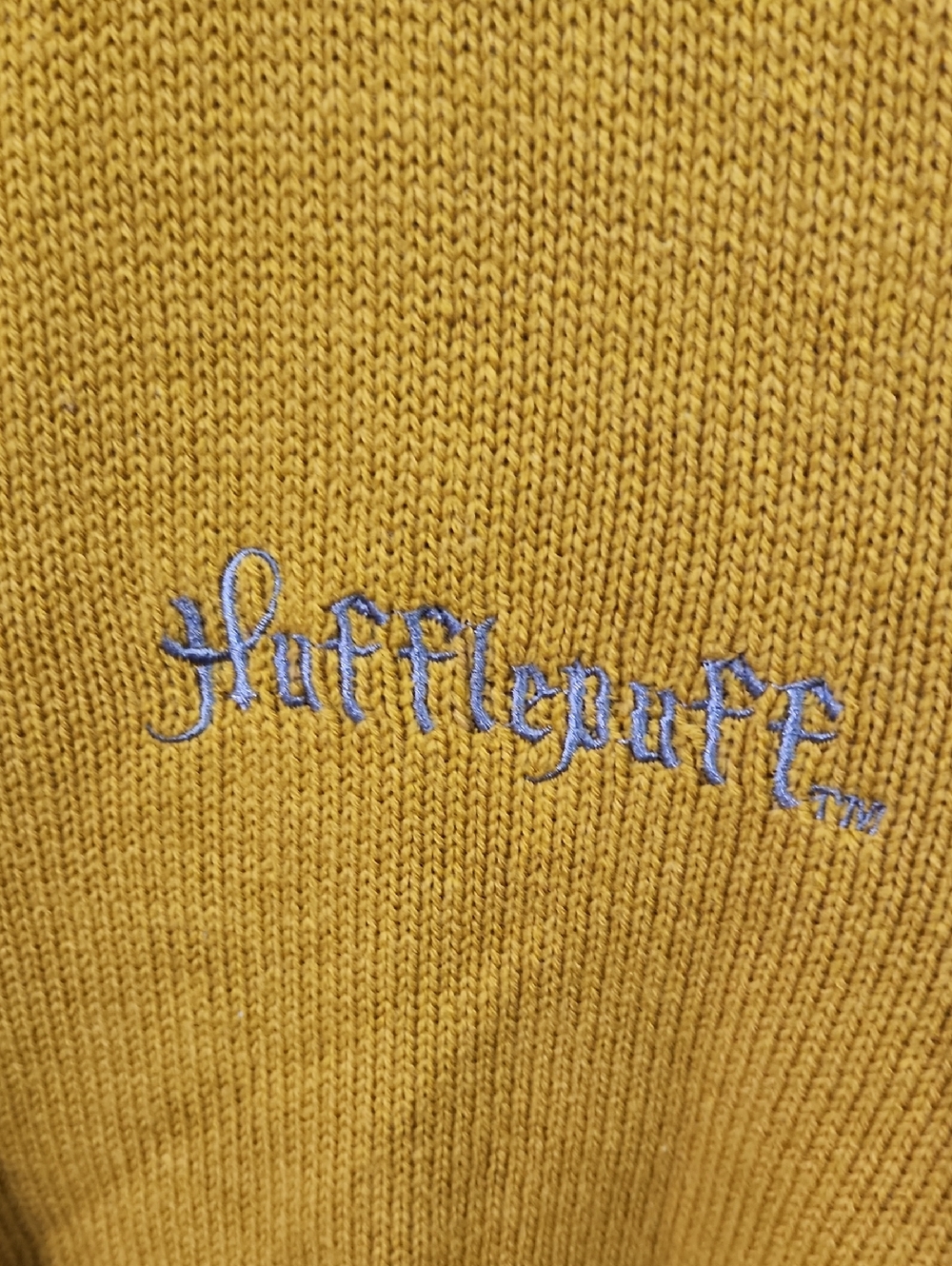 Wizarding World Harry Potter Hufflepuff Sweater Size XL - Picture 3 of 13